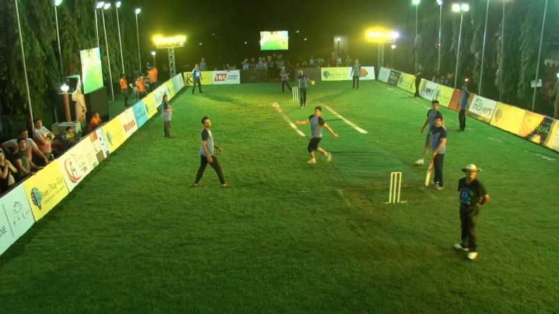Box Cricket