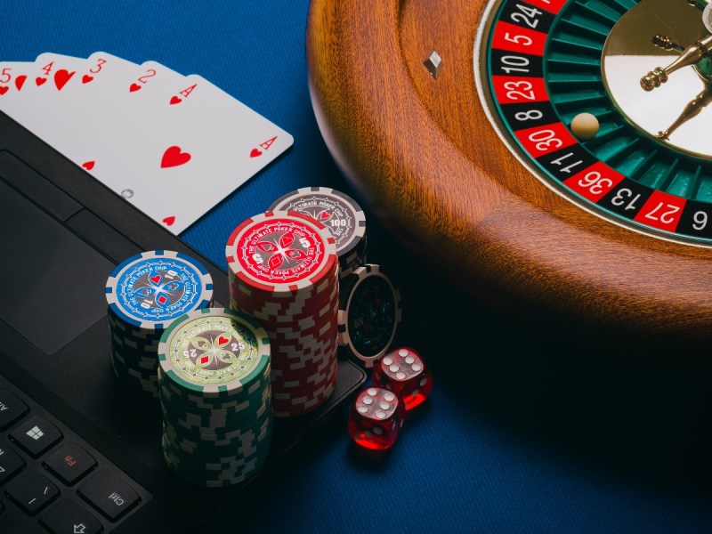Play The Best Casino Games And Claim Huge Casino Bonuses At Bet365